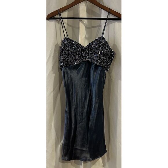 De Laru Ladies Sparkle‎ Beaded Green Dress Size 11/12 - Picture 2 of 7